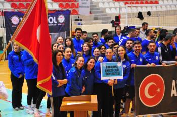 Erkek ve Kadın Voleybol Takımımız ÜNİLİG Müsabakalarına Katıldı